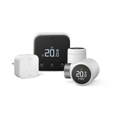 Starter Kit mit 1 Verkabelten Smarten Thermostat X und 2 Smarten Heizkörper-Thermostaten X