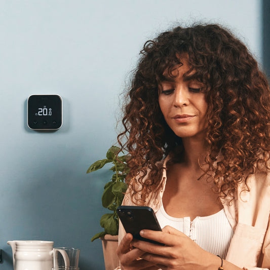 Verkabeltes Smartes Thermostat X - Starter Kit für Fußbodenheizungen und Gasthermen